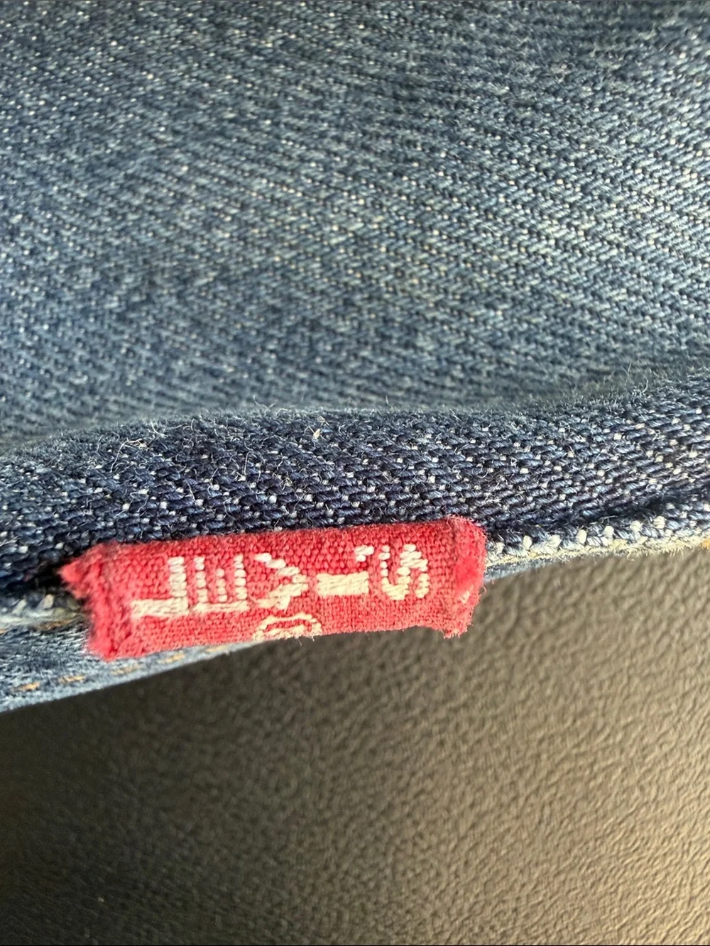 Levi’s Premium 501 Original Fit Button Fly Jeans Dark Wash W35 L32 Men’s